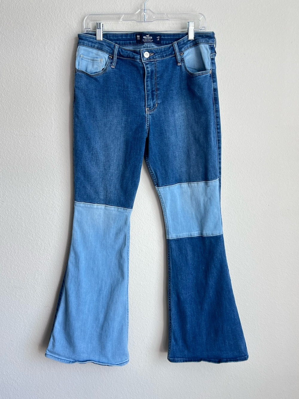 Hollister High-Rise Vintage Flare Patchwork Denim Jeans Sz 15R W32 L 31